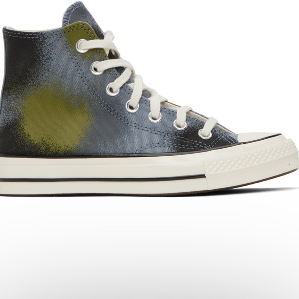 CONVERSE Blue Chuck 70 Spray Paint
Sneakers Size 9